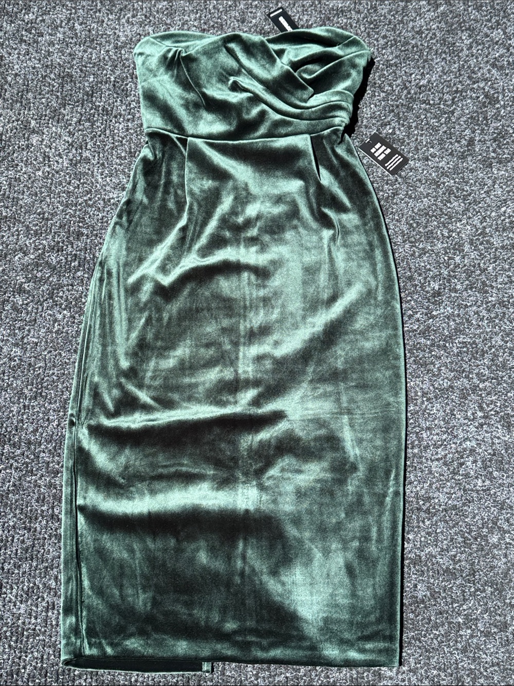 Express Velvet Sweetheart Neckline Strapless Midi Sheath Dress
